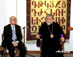 catholicossate 300x234 Hundreds Attend Akcam Lectures in Beirut