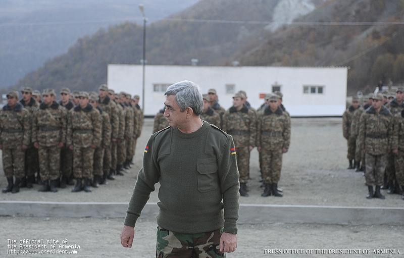 http://www.armenianweekly.com/wp-content/uploads/2010/11/army.jpg