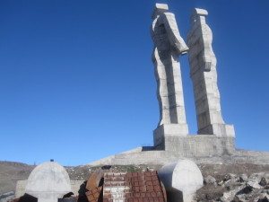 IMG_0499 IMG 0499 300x225 Down with Humanity! Freakish Statue to Be Demolished in Kars