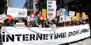 internet-protest internet protest 300x150 Kazazian: Turkish ‘Leadership’ or Censorship?