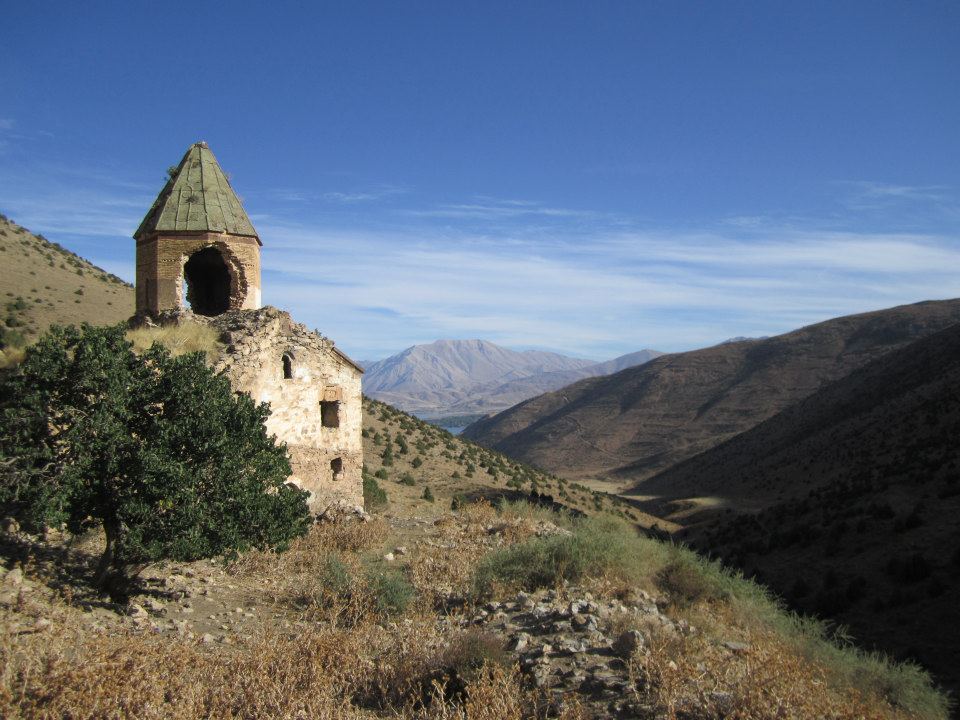 1111 A Turk, a Kurd, and an Armenian Walk into a Church
